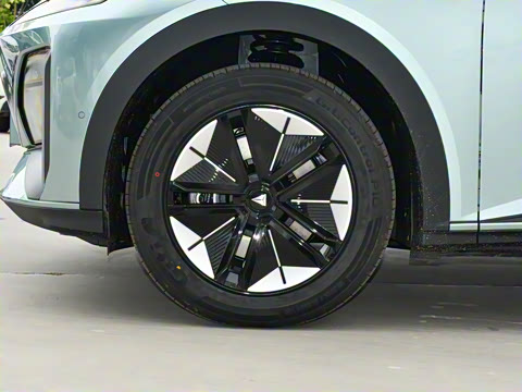 2025�� 285Max ��ΪǬ���Ǽ�ADS SE���̰�