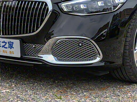 2025�� �Ŀ� S 680 4MATIC