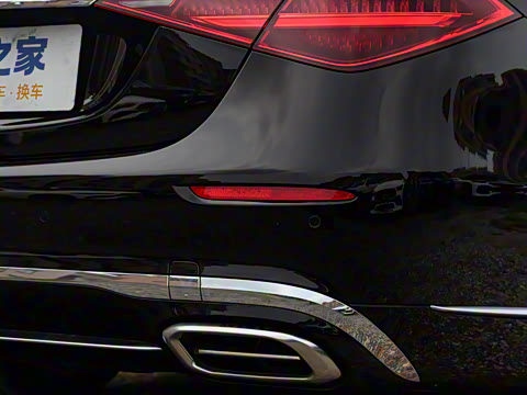 2025�� �Ŀ� S 680 4MATIC