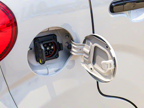 2025�� 210km ����Pro��