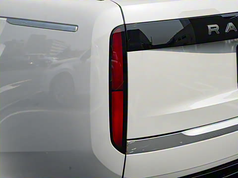 2024�� 3.0 L6 400PS SV���ٴ����ӳ��� 4��