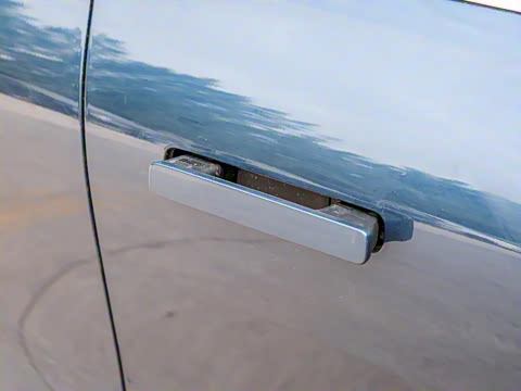 2025�� 130km EM-i �콢��