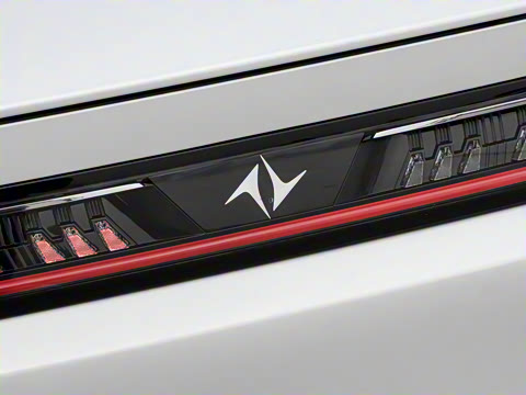 2025�� ���� 550ProѲ����