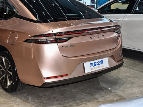 2023�� 70 ����� �������