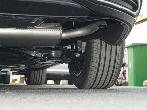 2023�� 330TSI �ǿվ�Ӣ��