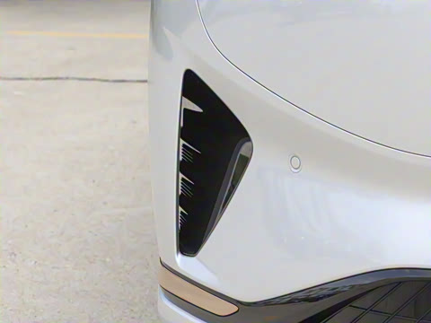 2025�� 210Ultra�Ǽݰ� 6��