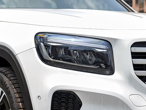 2025�� GLB 220 ������