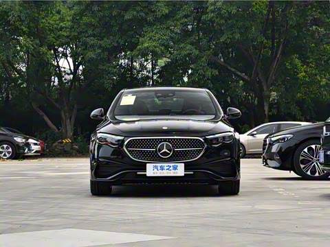 2025�� �Ŀ� E 300 ʱ�����˶���