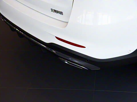 2022�� GLC 300 L 4MATIC ������