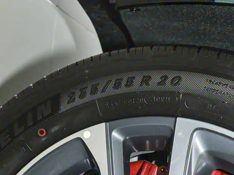 2025�� 2.0T �����