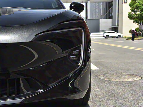 2025�� Ultra���������