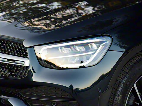 2022�� GLC 300 L 4MATIC ������