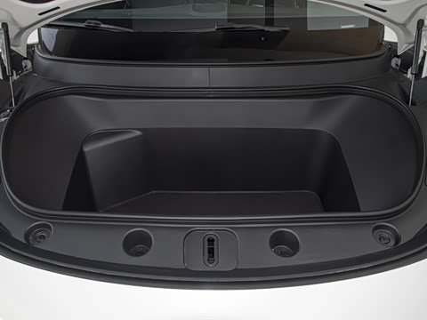 2025�� Max �����