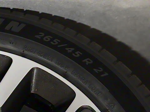 2025�� Ultra ���ܻ��°�