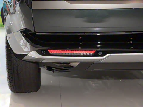 2025�� 3.0 L6 400PS ʢ���ӳ��� ����