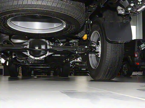 2023�� 3.6L Overland