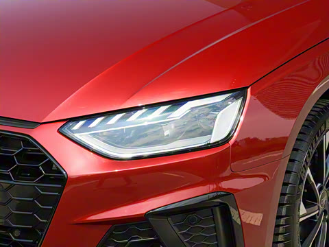 2023�� 40 TFSI ����������