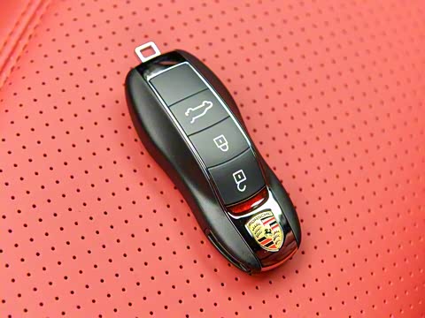 2018�� Macan 2.0T