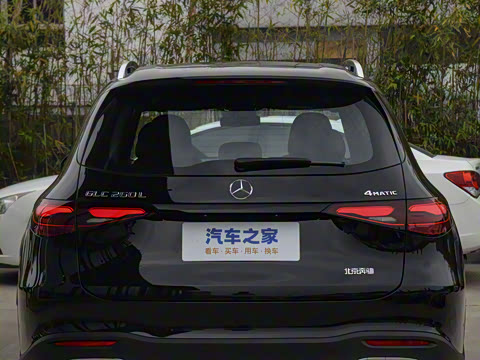 2023�� GLC 260 L 4MATIC ������ 5��