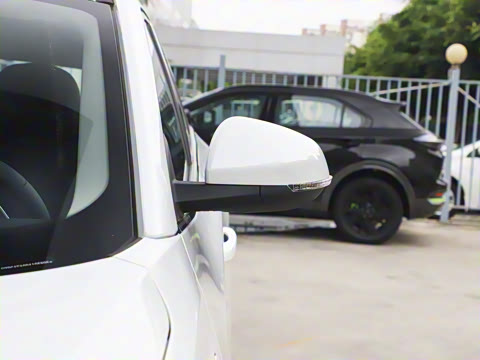 2023�� ��߸U-�� 400 U��� ��Ԫ�