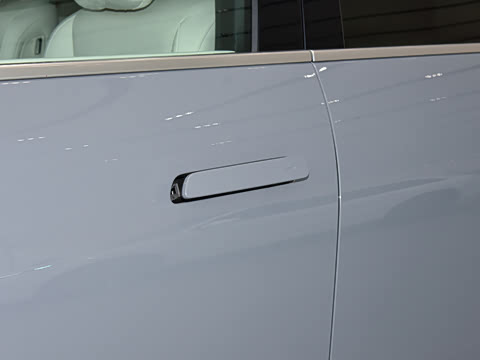 2025�� Pro ���ܻ��°�