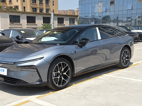 2025�� �������� Max �콢��