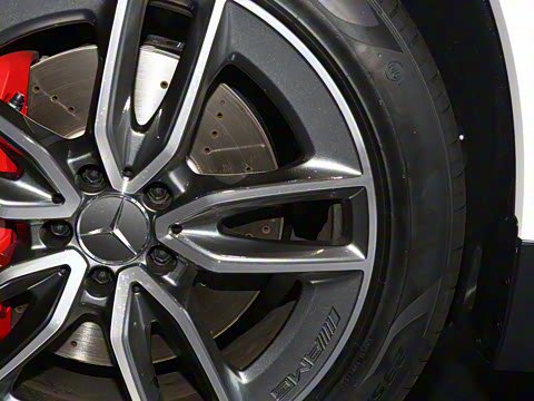 2025�� AMG GLA 35 4MATIC