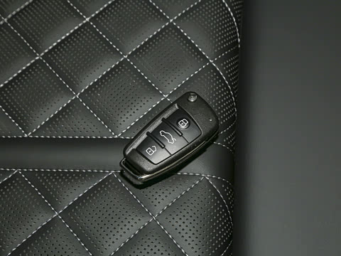 2025��  quattro 45�����ذ� 40TFSI ʱ����