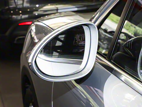 2025�� Cayenne 3.0T ���ΰ�