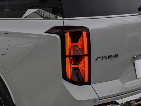 2024�� PHEV 143km Pro