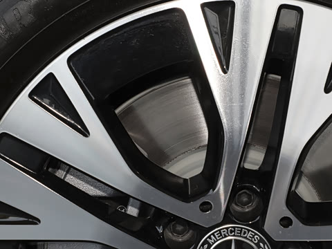 2025�� �Ŀ� GLA 220