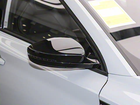 2025�� 1.5T XLINE �����