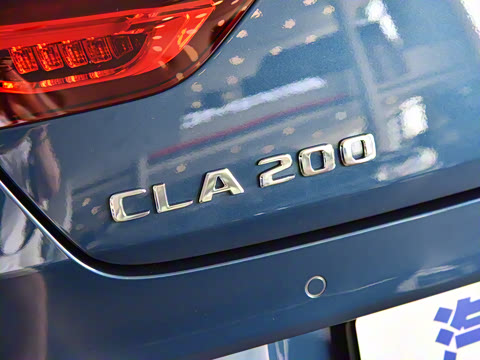 2020�� CLA 200