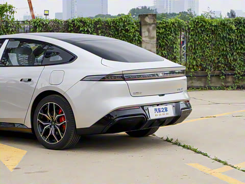 2025�� ���� 230ProѲ����