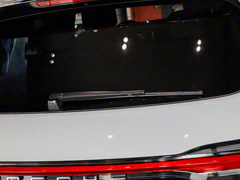 2020�� Macan 2.0T