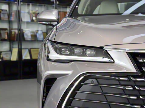 2023�� 2.0L XLE������