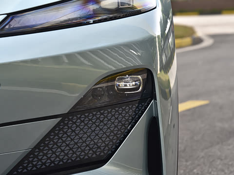 2025�� �Ŀ� ���羫Ӣ��