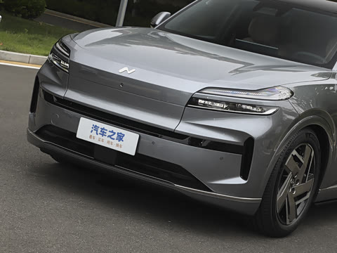 2025�� Ultra ������