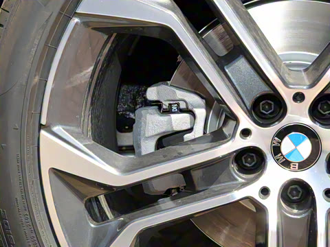 2022�� �Ŀ� xDrive 40Li M�˶���װ