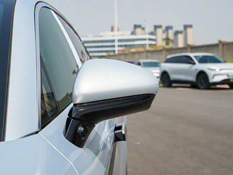 2025�� EV 701KM�����״�������