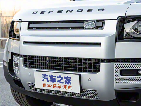 2022�� 90 2.0T P300 SE