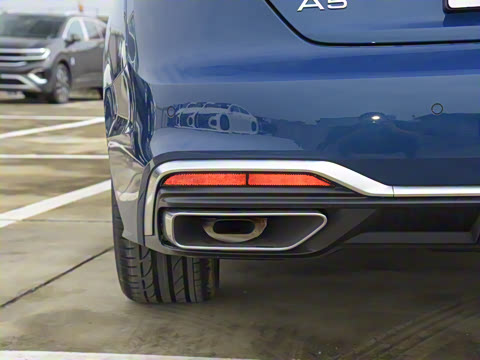 2023�� Sportback 40 TFSI quattro ����������