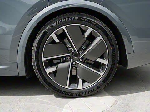 2025�� Max ���ܻ��°�