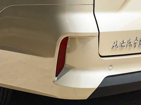 2025�� 2.0L �ֶ���������� 7��