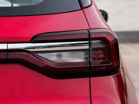 2020�� 1.5L �ֶ���