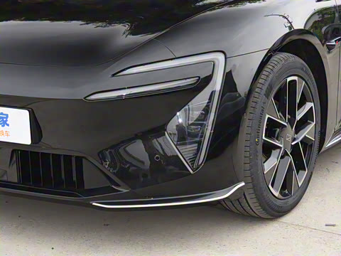 2025�� Max�����