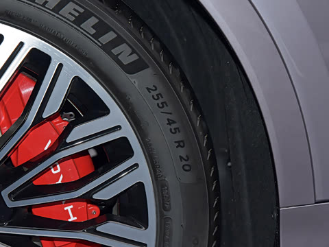 2025�� FREE+ ����Ǭ����