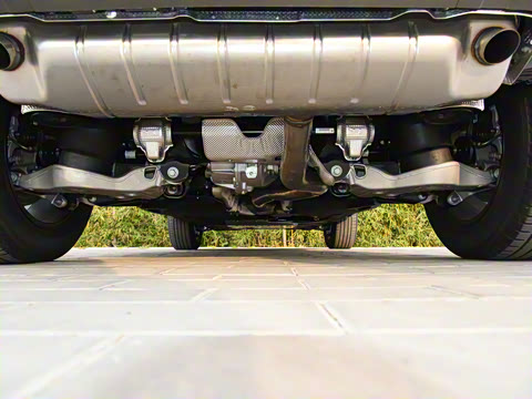 2023�� 110 3.0T P400 X-DYNAMIC HSE