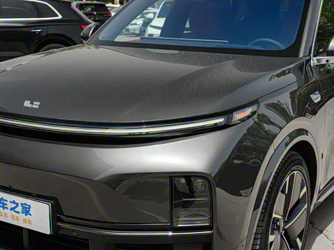 2025�� Ultra ���ܻ��°�