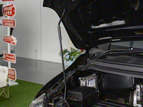 2025�� M5 1.6L ���������� 9��